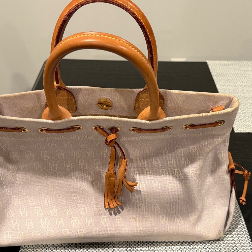 Dooney & Bourke Handbag